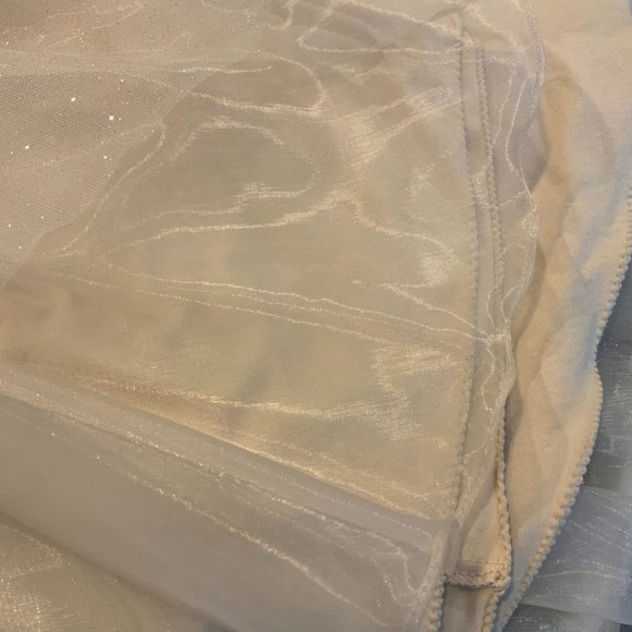 GODDESS - Picture 10 of 16